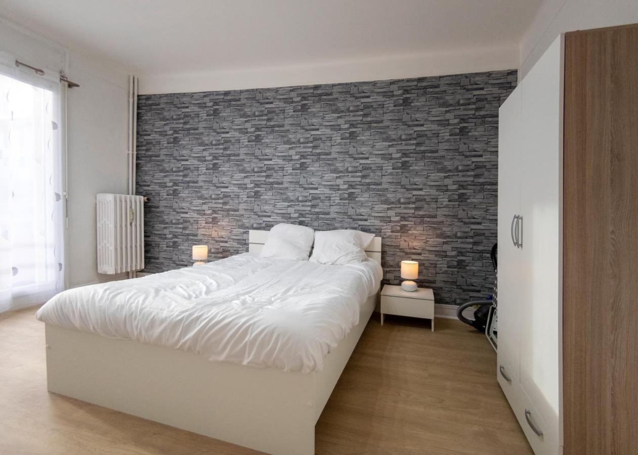 Appart'Hotel De La Gare Монбельяр Экстерьер фото