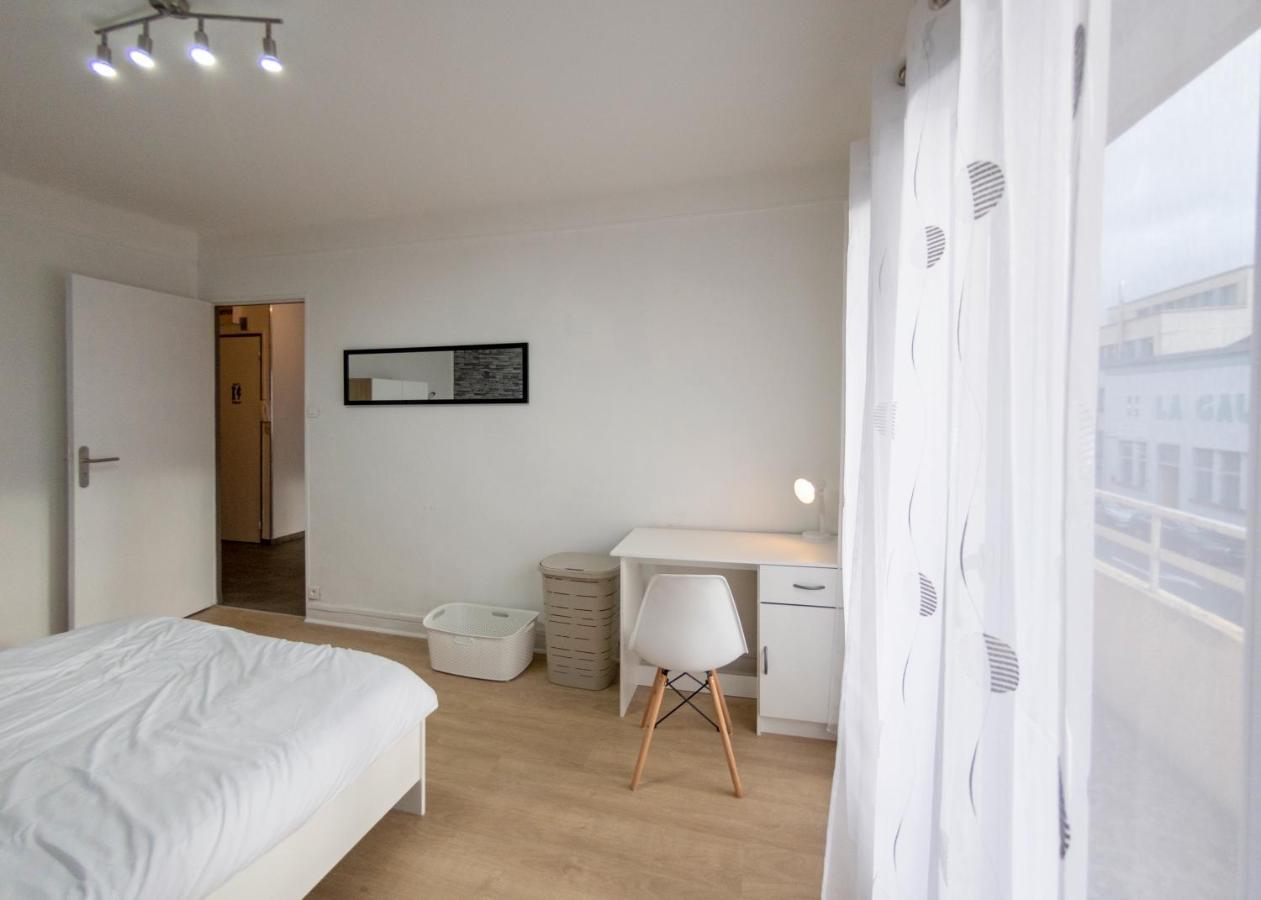 Appart'Hotel De La Gare Монбельяр Экстерьер фото